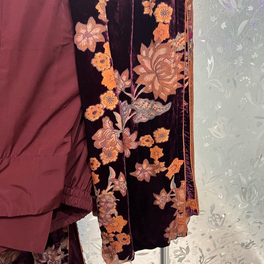 Floral Velvet Dress - image 3